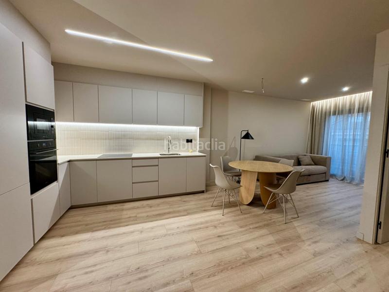 Foto 7afc954b-212e-485e-abf1-81920df714e4. Location appartement avec chauffage dans Riu Sud Santa Coloma de Gramenet