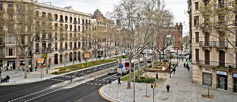 Foto d745a2f7-9696-4391-8522-436f0e271fb7. Edifici a Dreta de l´Eixample Barcelona