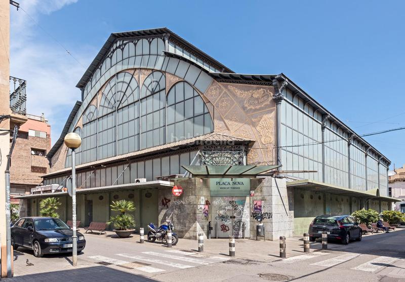 Foto f396f3c1-d092-40b3-8dfc-dad8e972719b. Gebäude in Centre Badalona