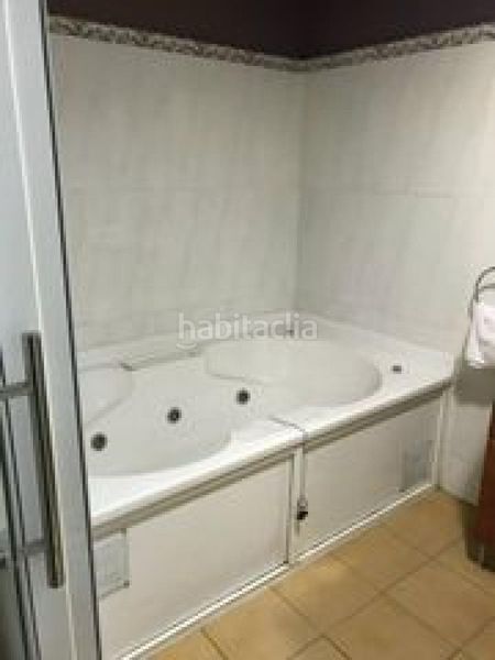 Foto f07aa797-f8e7-4481-8e63-8d84fceb6f13. Edifici a Can Mariner Santa Coloma de Gramenet