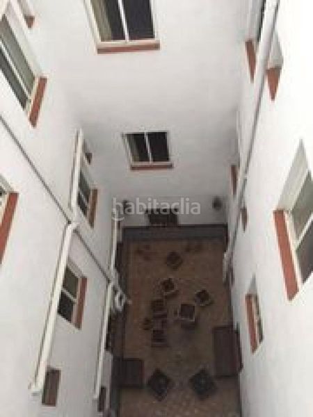 Foto fa64e1a7-6052-4d86-b83e-4f93cc734523. Edifici a Can Mariner Santa Coloma de Gramenet