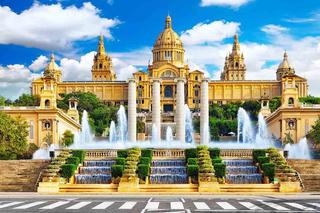 Edifici a Fort Pienc. Albergue en venta en barcelona
