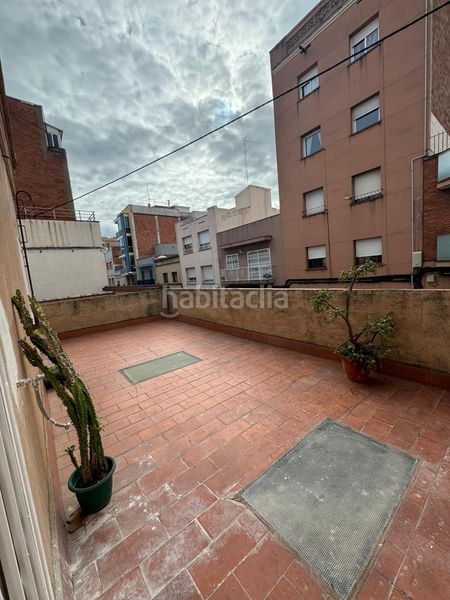 Foto 4f1747c9-0c4c-4533-9ab7-b7d030c2b899. Edifici a Llefià Badalona