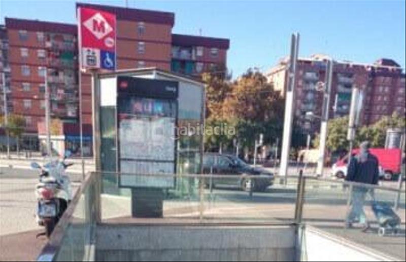 Foto dbc1d732-e8ac-43f9-860e-92dbe48ee0f8. Edificio in Progrés - Pep Ventura Badalona