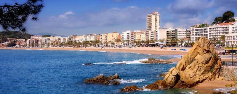 Foto 7ee63f6f-b8f8-4324-8ff2-ca73dc1b2df9. Edificio in Centre Lloret de Mar