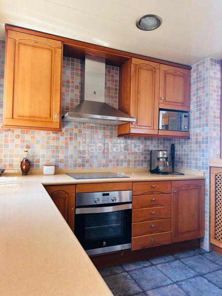 Foto 2e7d40d1-00f4-43e7-a775-79e89fd6c8c9. House with parking pool in Castellbisbal