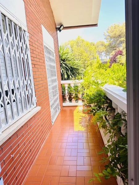 Foto 5d23230c-8887-4279-8f2e-2a97aa3b88df. House with parking pool in Castellbisbal