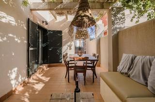 Casa adossada a Cala Vedella-Cala Tarida. Venta casa con terraza en cala tarida, ibiza