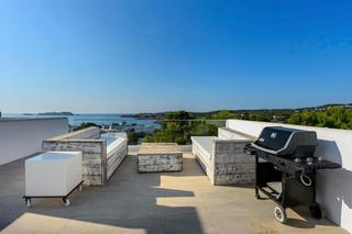 Casa adossada a Cala Vedella-Cala Tarida. Adosado con vistas al mar en es puig de mar  ibiza