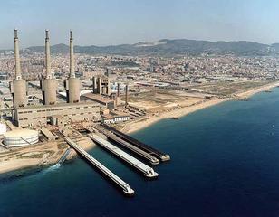 Bâtiment à usage industriel à Sant Joan Baptista. Edificio comercial en venta