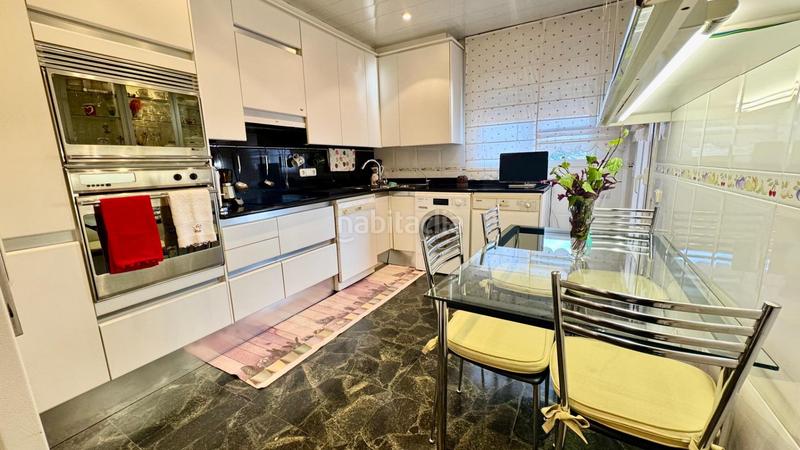 Foto 245e7d99-b0bb-4c14-b6ea-d76cad9fa022. Haus mit heizung parking pool in La Plana-Bellsoleig Sant Just Desvern