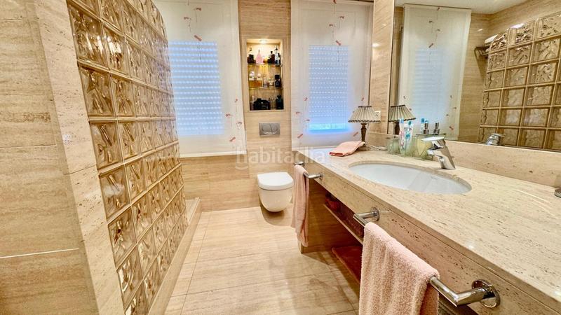 Foto 5bd1c9f2-7c8a-47c5-8616-466fd3cdc872. Maison avec chauffage parking piscine dans La Plana-Bellsoleig Sant Just Desvern