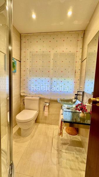 Foto dd86a612-1435-43da-8719-07c136458287. Haus mit heizung parking pool in La Plana-Bellsoleig Sant Just Desvern