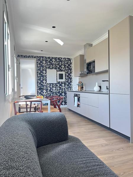 Foto 16232bf6-b139-4ed7-9c9a-74ebbae985c0. Àtic a Sagrada Família Barcelona