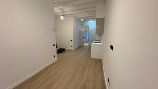 Etagenwohnung in G�tic. Piso reformado con encanto en el centro de barcelona