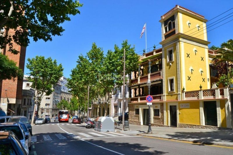 Foto 7682ab98-8d55-4141-a3fb-09a22c549d24. Edificio in El Poble Sec - Parc de Montjuïc Barcelona