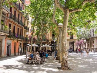 Etagenwohnung in Vallvidrera - Tibidabo - Les Planes. Piso con patio en venta en gracia cerca de la plaza del nord