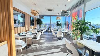 Transfer Business premise in Zona Franca - Port. Restaurante en traspaso en complejo empresarial de alta activida