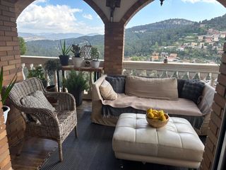 Lloguer Casa a Corbera de Llobregat. Alquiler  casa unifamiliar con loft independiente y piscina