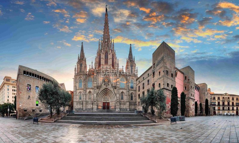 Foto 43288ee7-82cc-40b1-ab67-11dbe81c6fb1. Edifici a Navas Barcelona