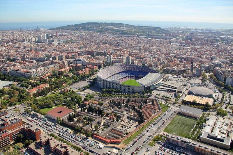 Foto d999a689-1e9f-4ddc-b258-fddb4b3aeac3. Pis a Barri de les Corts Barcelona