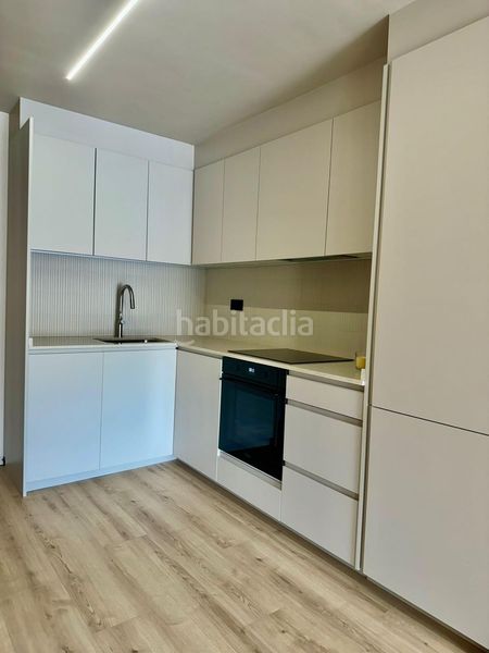 Foto 9a9b32b9-2158-4029-8c78-79a9726313d5. Edifici a Riu Sud Santa Coloma de Gramenet