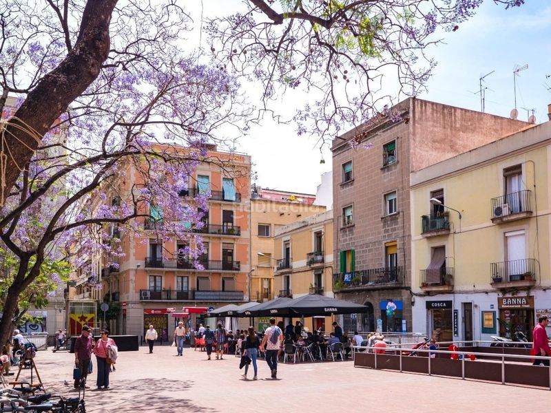 Foto 3172e799-d11c-4949-84b6-42a3df04231f. Edificio  en venta para reformar en gracia en Barcelona