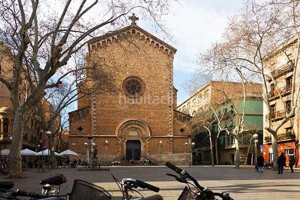 Foto d1ea3c5e-e20a-4855-b27c-2c7cc8ef5b55. Edificio  en venta para reformar en gracia en Barcelona