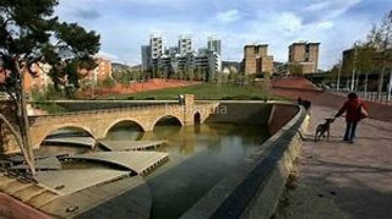 Foto d54138c5-5741-4b16-b4f1-49518ccbbfcc. Edificio  completo en venta 365m2 en nou barris, en Barcelona