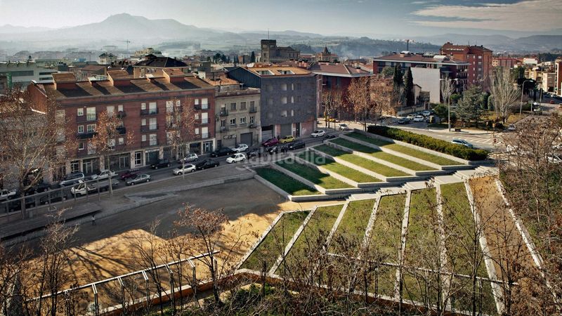 Foto 46b861a5-95a1-4a05-986a-498603e95dce. Local comercial a Centre Igualada