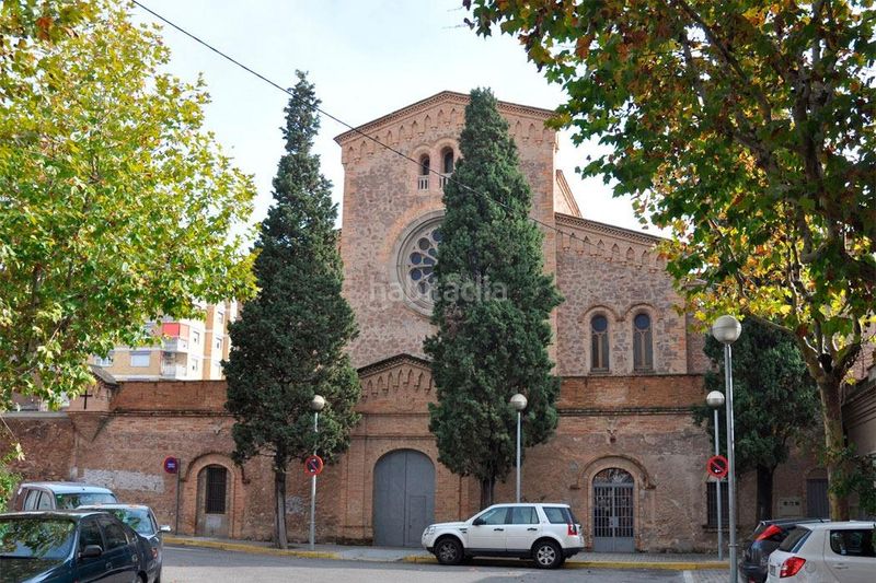 Foto be13e078-c321-4bf0-be11-4096f0f269f0. Local comercial a Centre Igualada
