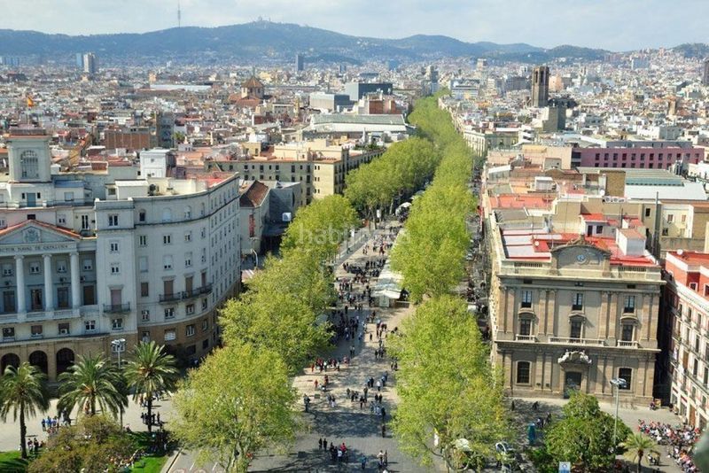 Foto 70aab2d8-9b85-4cfd-a220-c6f6117565fa. Pis a Raval Barcelona