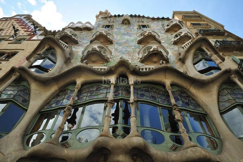 Foto f45eb0bd-6054-4d0d-a3c4-ef6792511bc8. Piso  en venta con licencia turistica en Raval Barcelona