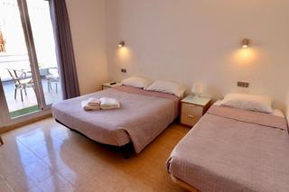 Edifici a Centre. Hostal en venta en el corazón de sitges