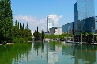 Edifici a Eixample. Edificio terciario en venta