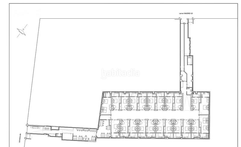 Foto d17dee1a-0d6a-436f-8b05-5f30139c9262. Alquiler edificio hostal en alquiler en Llefià Badalona