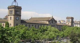 Flat in Gòtic. Piso en venta para rehabilitar en el centro de barcelona