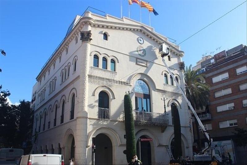 Foto 1beb5bce-eb88-4a9c-b8ed-2981d54aacff. Piso  en venta rentabilidad 8 zona la salud en Badalona