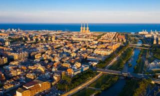 Piso en Llefià. Piso en venta en badalona rentabilidad 8  zona la salud