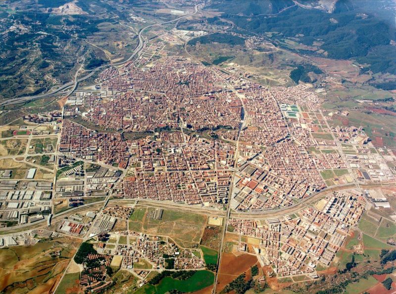 Foto f36ac1ee-242d-4560-850a-022da38a83d3. Terreny residencial a Ca n'Aurell Terrassa