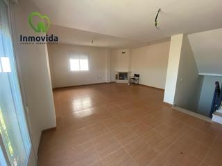 Casa aparellada a Alcolea. Chalet urbano en encinares de alcolea