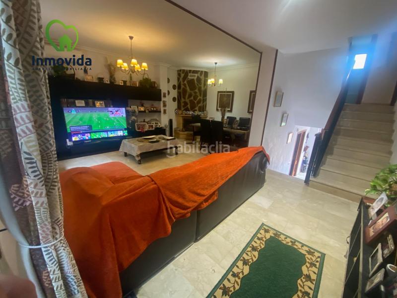 Foto b398a449-33fa-4b44-8e2d-d8e55d90bc2e. Chalet  con piscina privada en Alcolea Córdoba