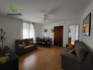 Pis a Ciudad Jardín - Zoco. Amplio piso en ciudad jardín, córdoba  ideal para entrar a vivir