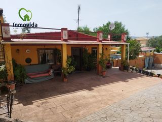 Chalet in Paraíso Arenal - La Colina. Oportunidad única parcela en carrerra del caballo, córdoba por 1