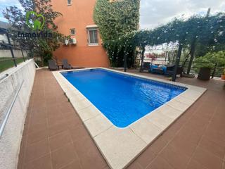 Chalet à Alcolea. Oportunidad de vivir en el paraiso