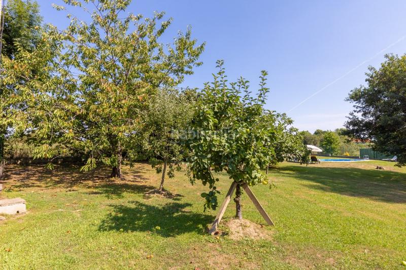 Foto e6e3d0f1-4904-4109-9c54-ee4f9e82b468. Xalet amb calefacció aparcament piscina a Sierrapando Torrelavega