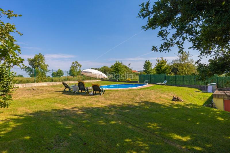 Foto ebe41394-6956-4803-bce6-f23afcf5b973. Xalet amb calefacció aparcament piscina a Sierrapando Torrelavega