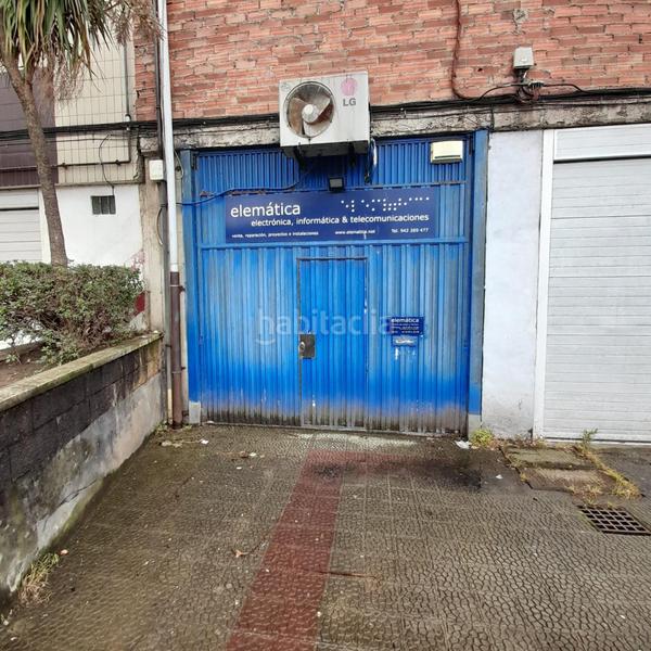 Foto cc901338-fff2-4298-9b50-fc8f39a41e08. Alquiler local comercial  en Maliaño en Camargo
