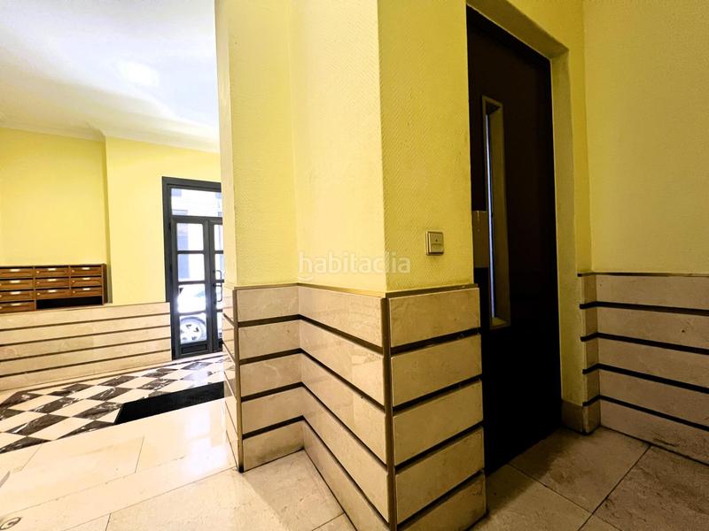Foto 6f4e3c8a-86bc-468e-82eb-614ae4bdb7a5. Piso en calle elcano 2 apartamento luminoso en pleno centro , tranquilidad y comodidad a tu alcance en Santander