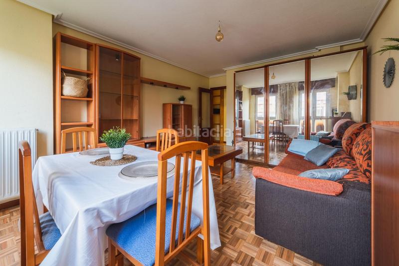 Foto 3a2fb2a0-2b97-4649-9375-1a145c7f6301. Pis amb calefacció aparcament a Alisal - San Román Santander